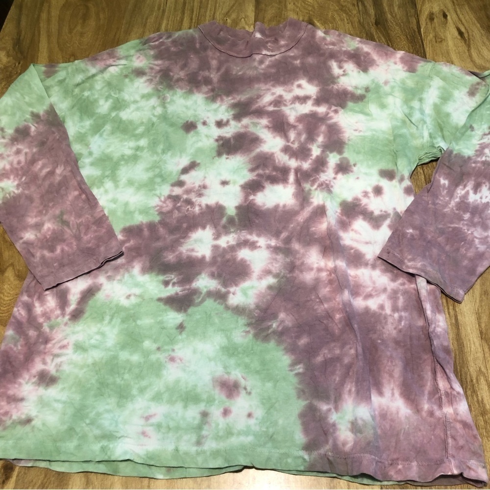 FREE People We The Free Tie Dye Purple Green Combo Long Sleeve Size Small - Picture 1 of 10